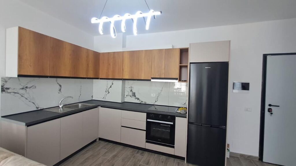 Affitto | Apartament 1 + 1 | Bulevardi Blu Kamez | 400 €/mese