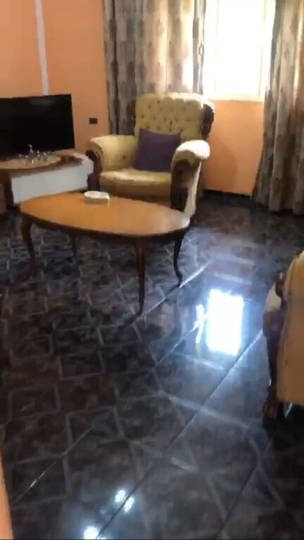Qera | Shtëpi private 3 + 1 | Tregu Elektrik | 700 €/muaj