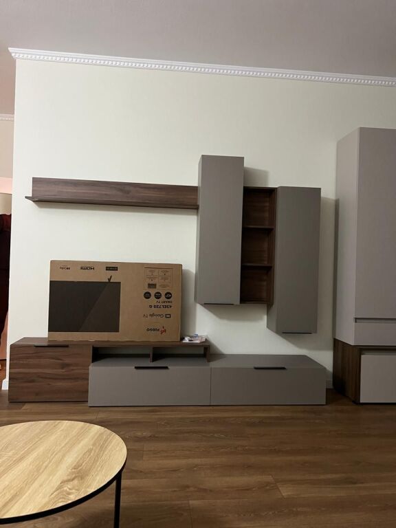 Plazh Durres Jepet me Qera 1+1 E mobiluar prane Spar Plazh