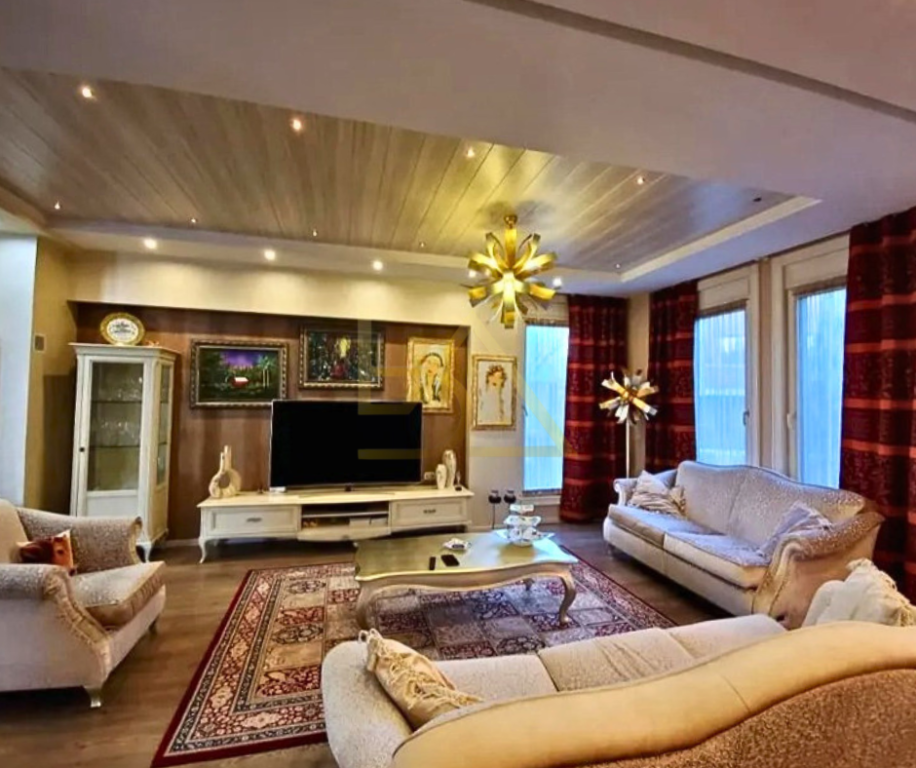Affittasi Villa di Lusso – Mjull Bathore, TEG, Tirana