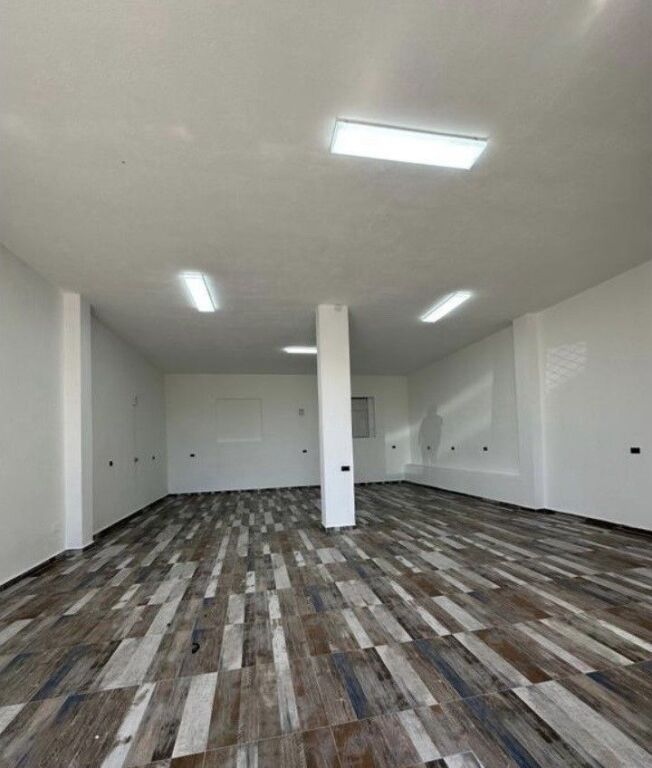 Rent | Magazinë | Kodra E. Priftit | 500 €/month