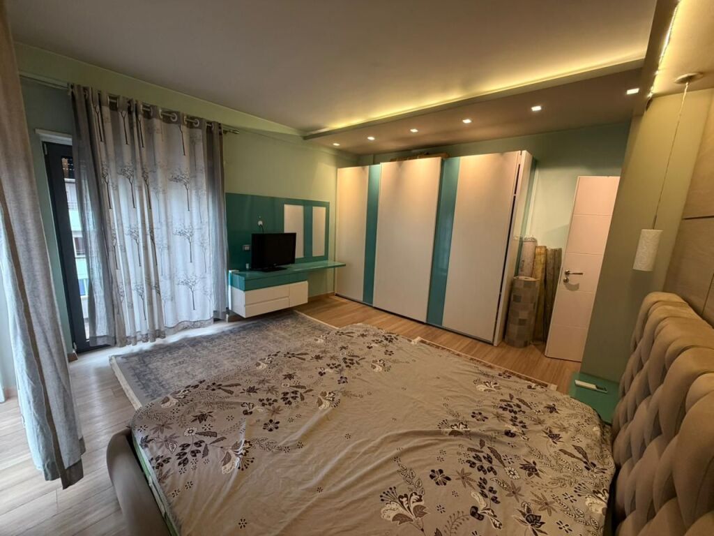 📣 SUPER RENT Apartment 2+1 With 2 Bathrooms And 2 Balconies 📍 Zogu i Zi, Near Ring Center ✨ 💶 Price 1,100 Euro Gross