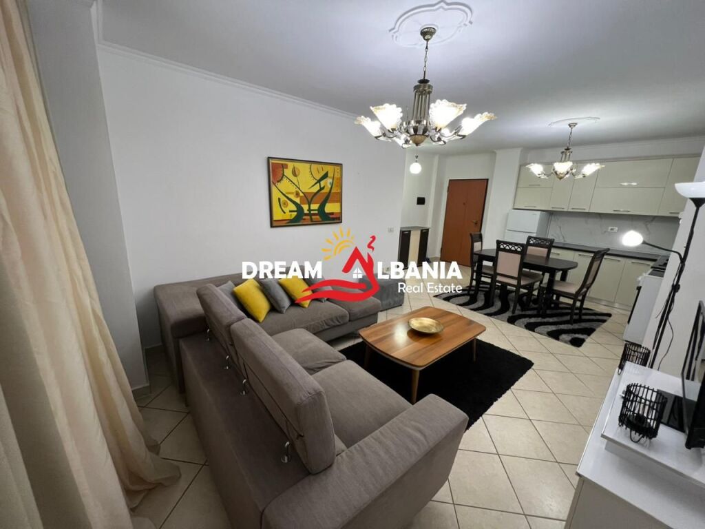 Jepet Apartament 2+1 me qera te Komuna Parisit, prane Kompleks Kika 1.(ID 42215568)