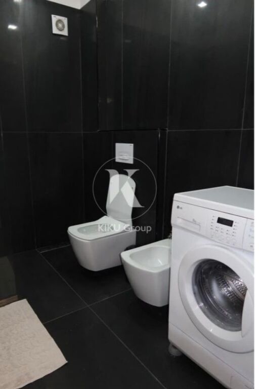 2+1,new building with elevator,former exhibition,800 euro