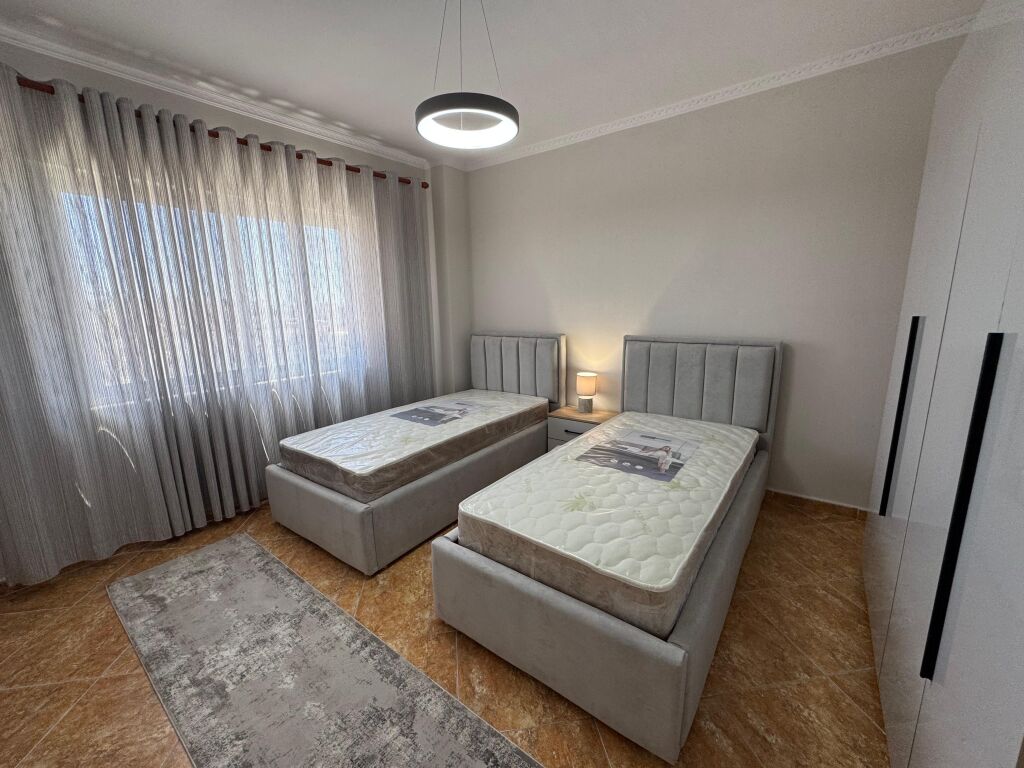 Jepet apartament me qera 2+1