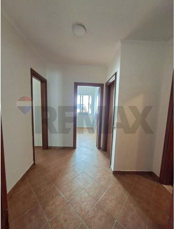Shitet Apartament 3+1+2 në Yzberisht