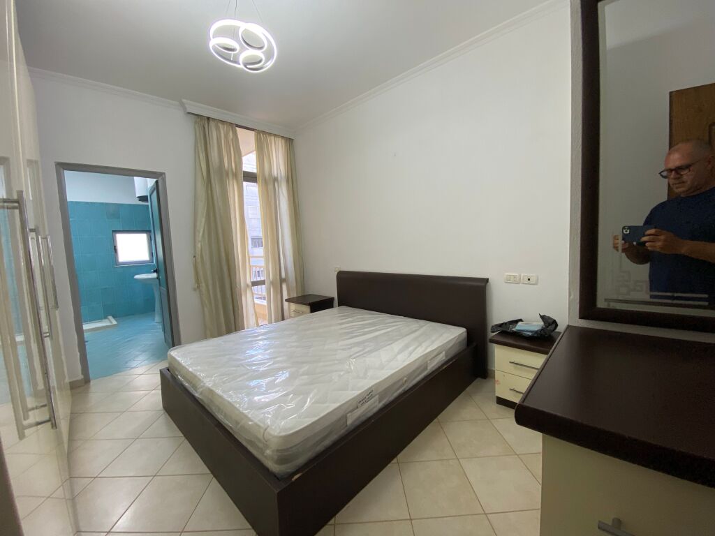 APARTAMENT 2+1 PER QIRA NE ASTIR !