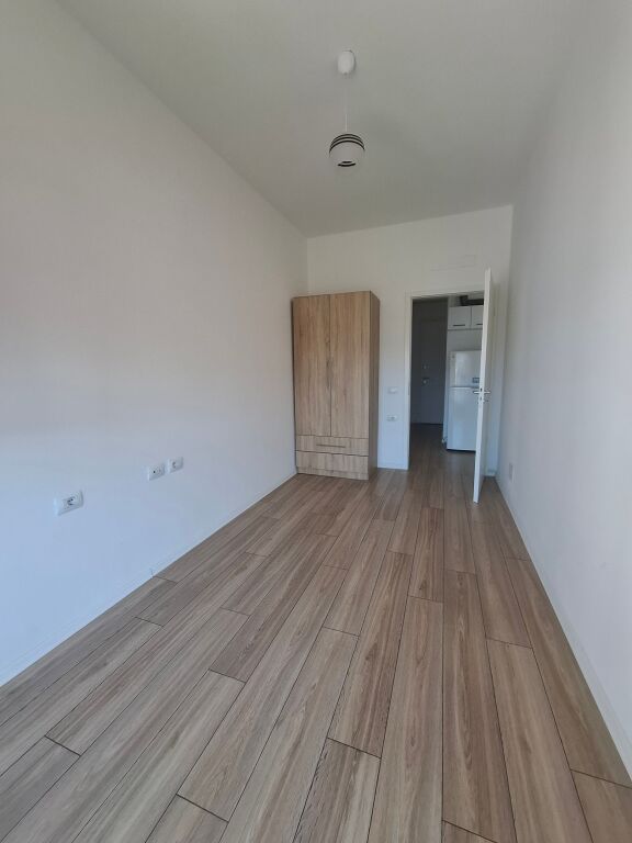 Appartamento 2+1+balcone - 320Eur/mese 📍Ali Dem, complesso Mangalem