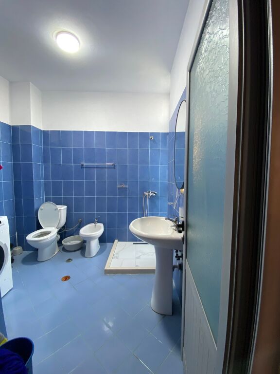 APARTAMENT 2+1 PER QIRA NE ASTIR !