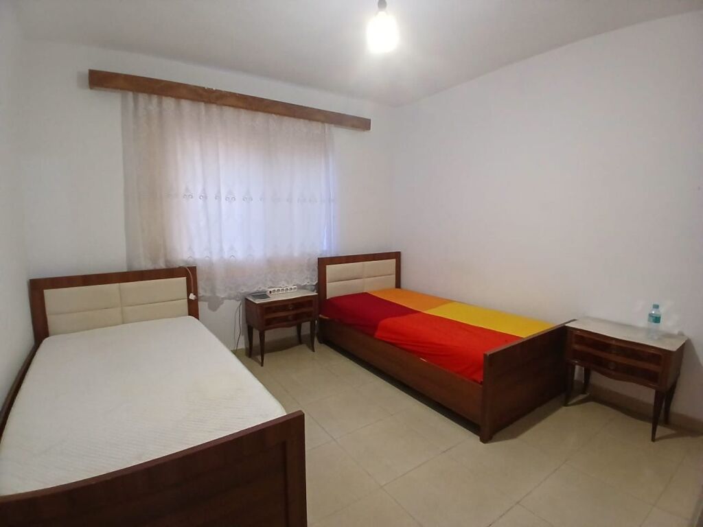 Jepet Me Qera Apartament 2+1+1 Ballkon