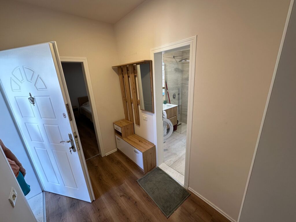Apartament 1+1 me qera prane Shkolles se Baletit