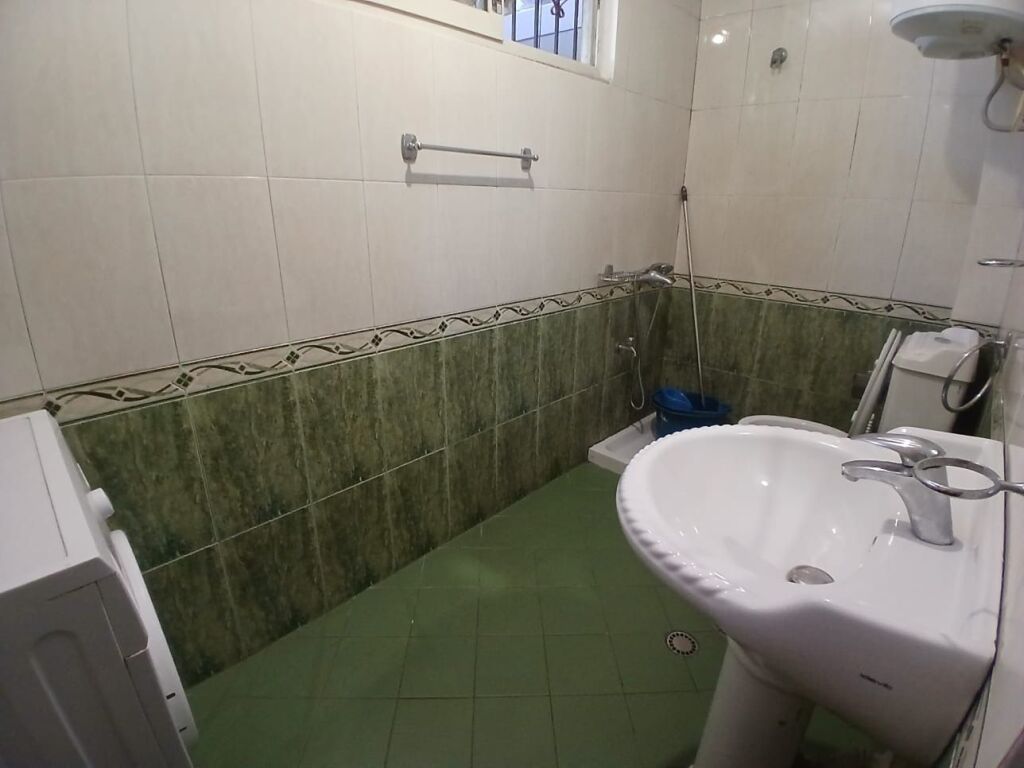 Jepet Me Qera Apartament 2+1+1 Ballkon