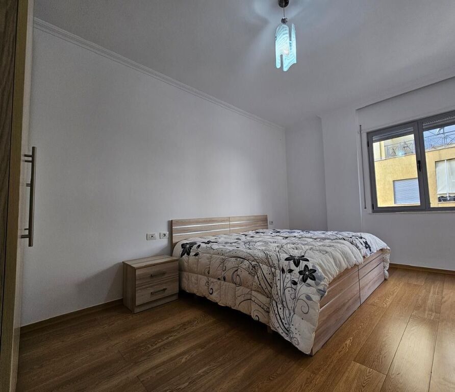 🏡 Jepet me Qira Apartament 2+1+2 pranë Kopshtit Zoologjik, Tiranë