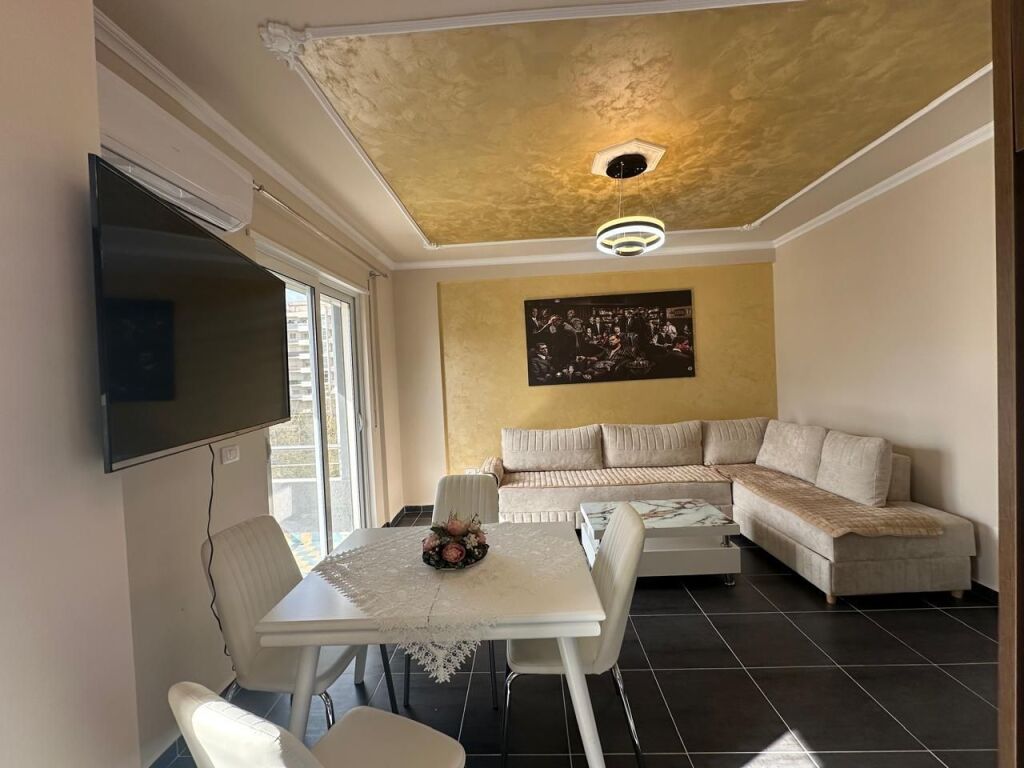 Apartament for rent long term sea view
