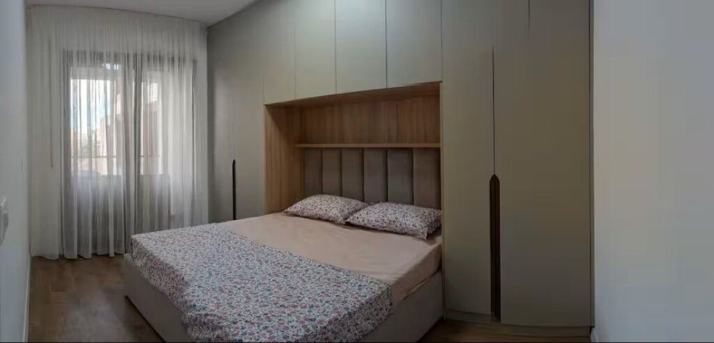 Apartament 2+1 me qira tek Komuna e Parisit