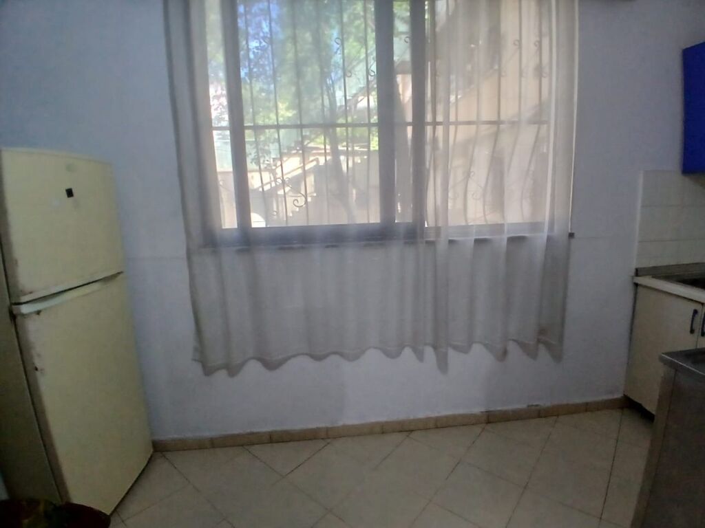 Jepet Me Qera Apartament 2+1+1 Ballkon