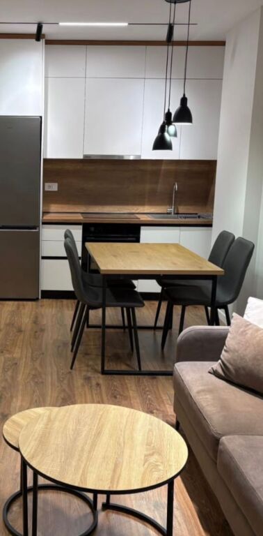 Super apartament me qera 1+1 Laprake te E-88