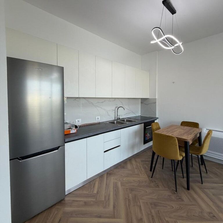 🏡 Jepet me Qira Apartament 1+1 + Post Parkimi tek Golden Park