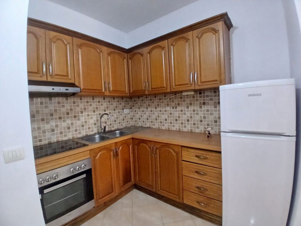 Apartament me qera 2+1 - 📍 Yzberisht, prane bar UNIK 450 mije leke