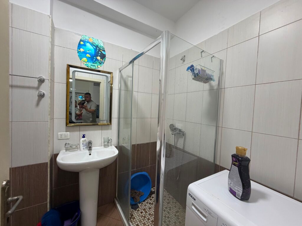 Jepet me qera apartmenti 1+1