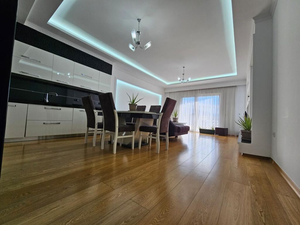 🏡 Jepet me Qira Apartament 2+1+2 pranë Kopshtit Zoologjik, Tiranë