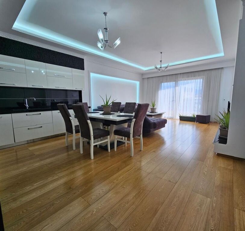 🏡 Jepet me Qira Apartament 2+1+2 pranë Kopshtit Zoologjik, Tiranë