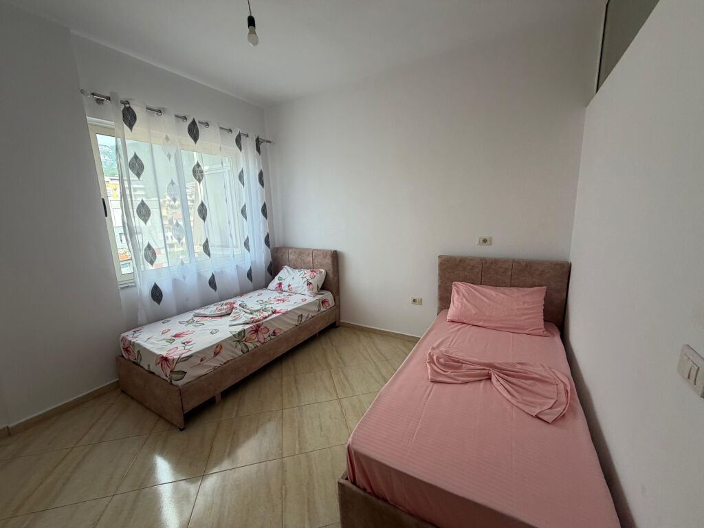 JEPET ME QERA Apartament 2+1, Fresk, pranë pikës së gazit, Rruga “Muhamet Deliu”