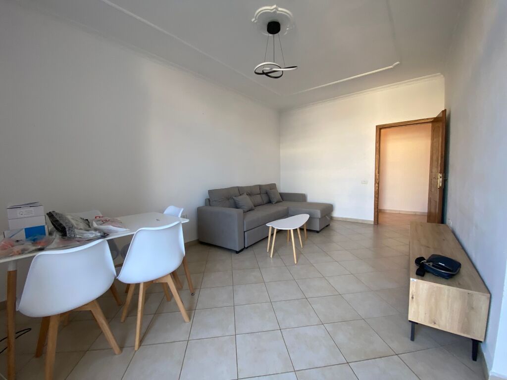APARTAMENT 2+1 PER QIRA NE ASTIR !