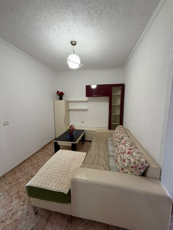 Apartament 3+1 me qira ne Laprake!