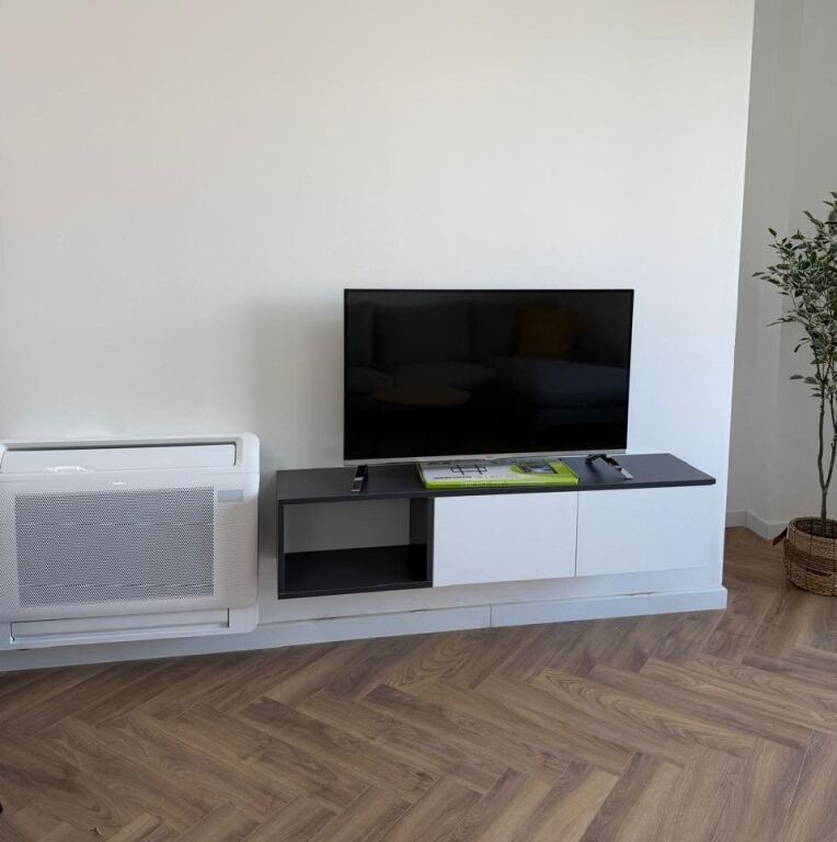 🏡 Jepet me Qira Apartament 1+1 + Post Parkimi tek Golden Park