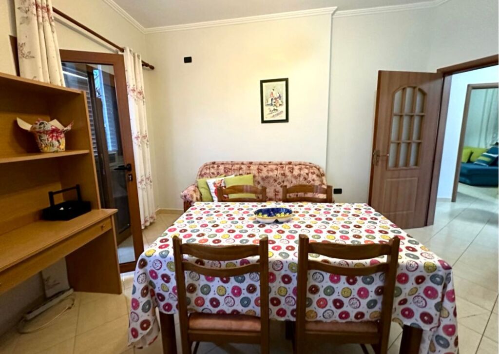 Apartament 2+1+ Ballkon+Parkim Me Qira Ne Porcelan
