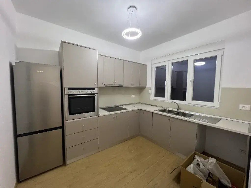 Qera | Apartament 2 + 1 | Yzberisht | 400 €/muaj