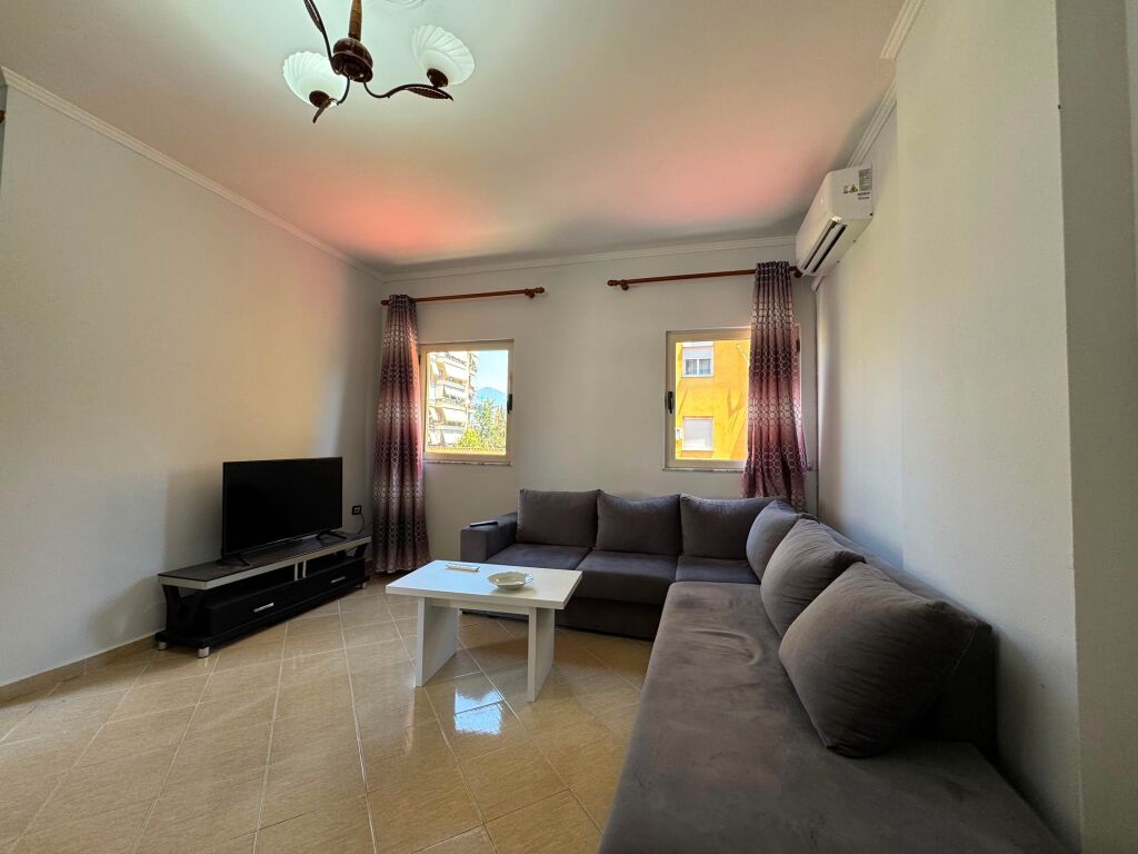 For rent 1+1 near the Paris Commune 500 thousand lek