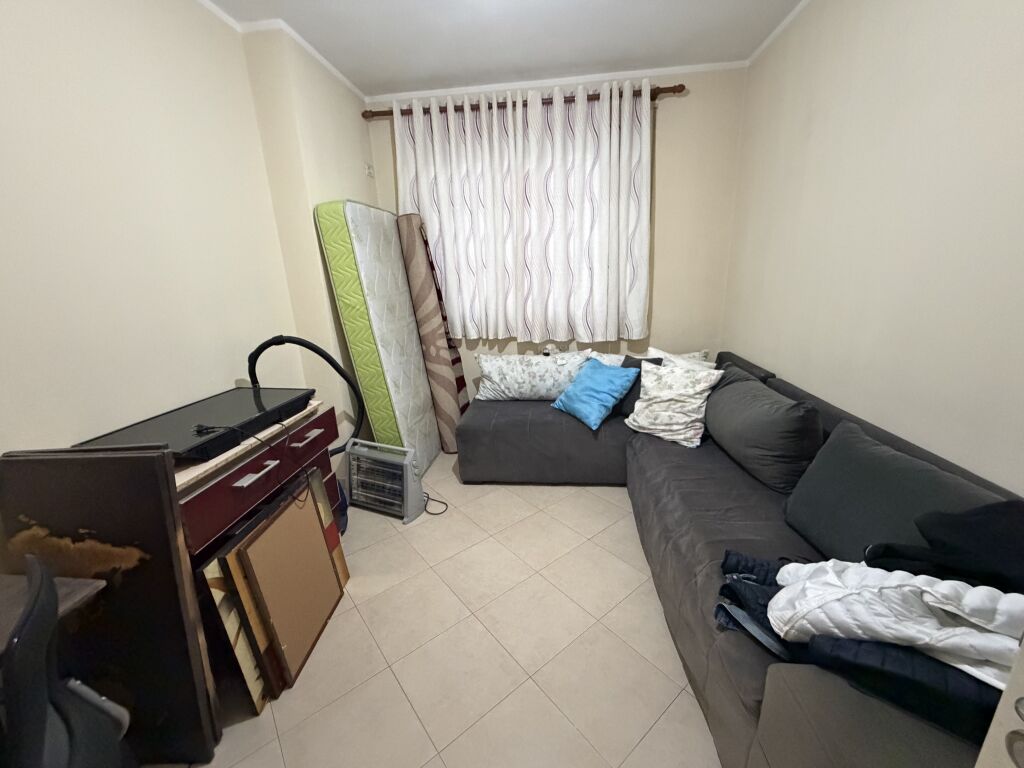 2+1,furnished at villa L Astir,400 thousand lek