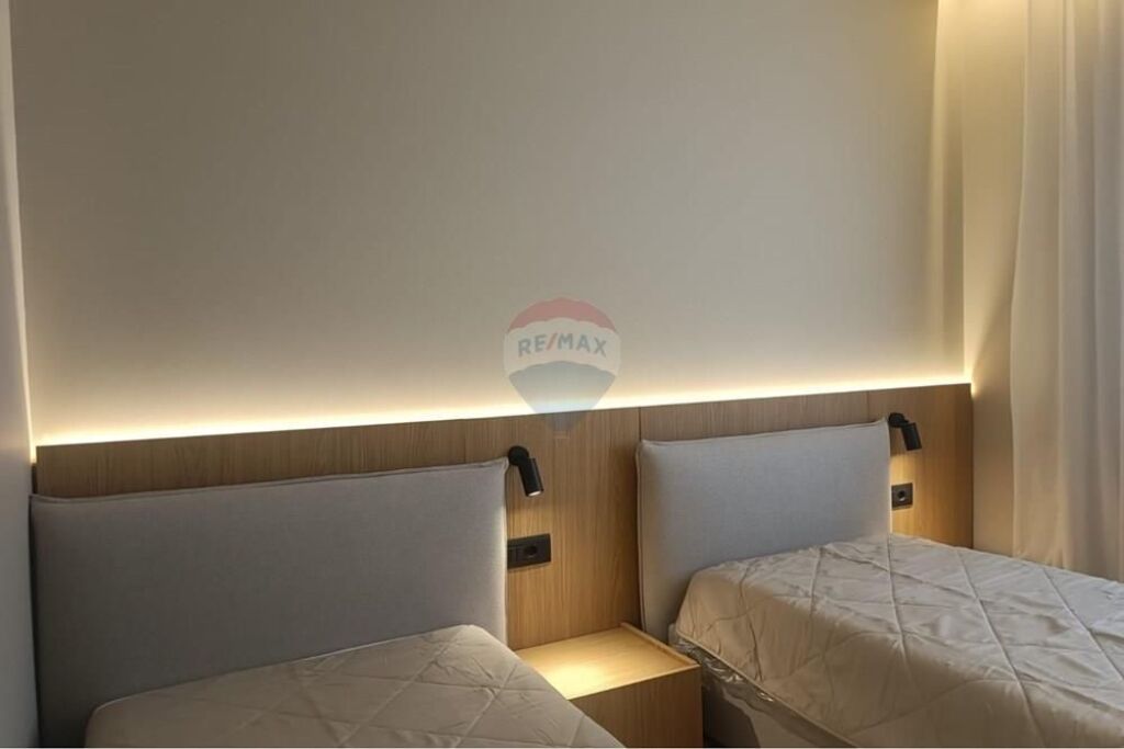 Apartment 2+1 for rent Petronini Gymnasium