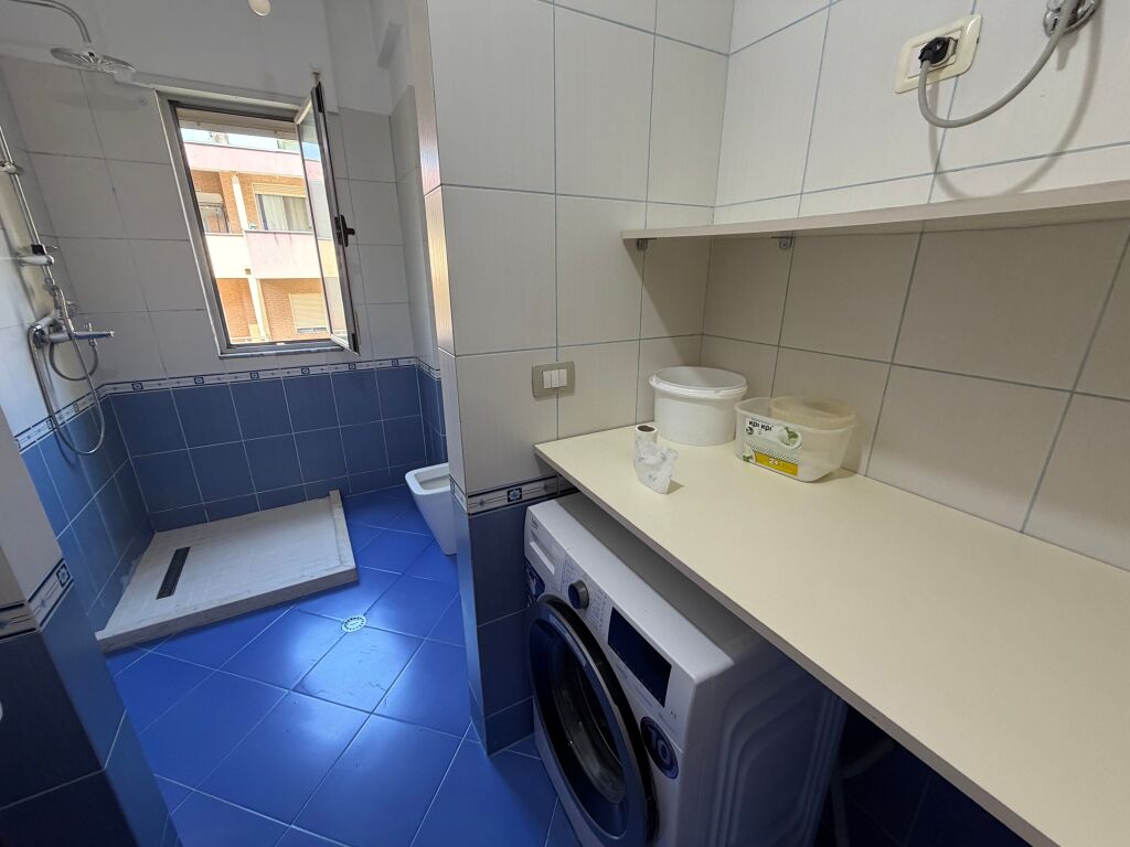 2+1,te restorant kapiten mir zoti,liqeni ,750 mije leke