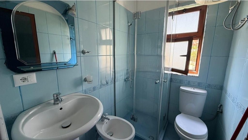 PIANO VILLA 2+1 IN AFFITTO A SHKOZE! 370 € /Mese