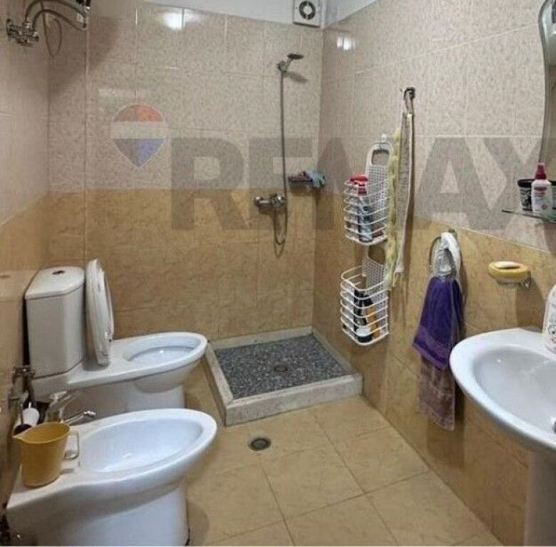 Apartament - Për Shitje - Materniteti i Ri ID: 530281059-57