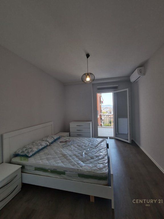 APARTAMENT 1+1+POST PARKIMI NE ALI DEM!