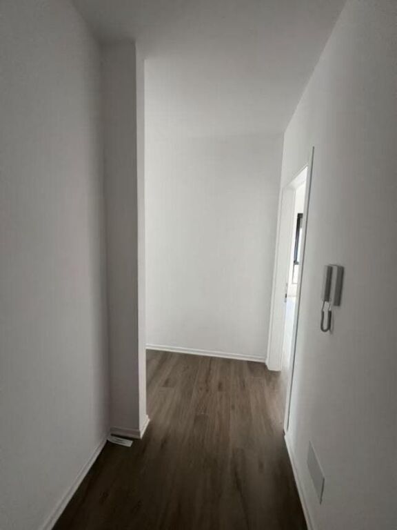 Zyre me qera 2+1 ne Porcelan (ID BZ2673) Tirane