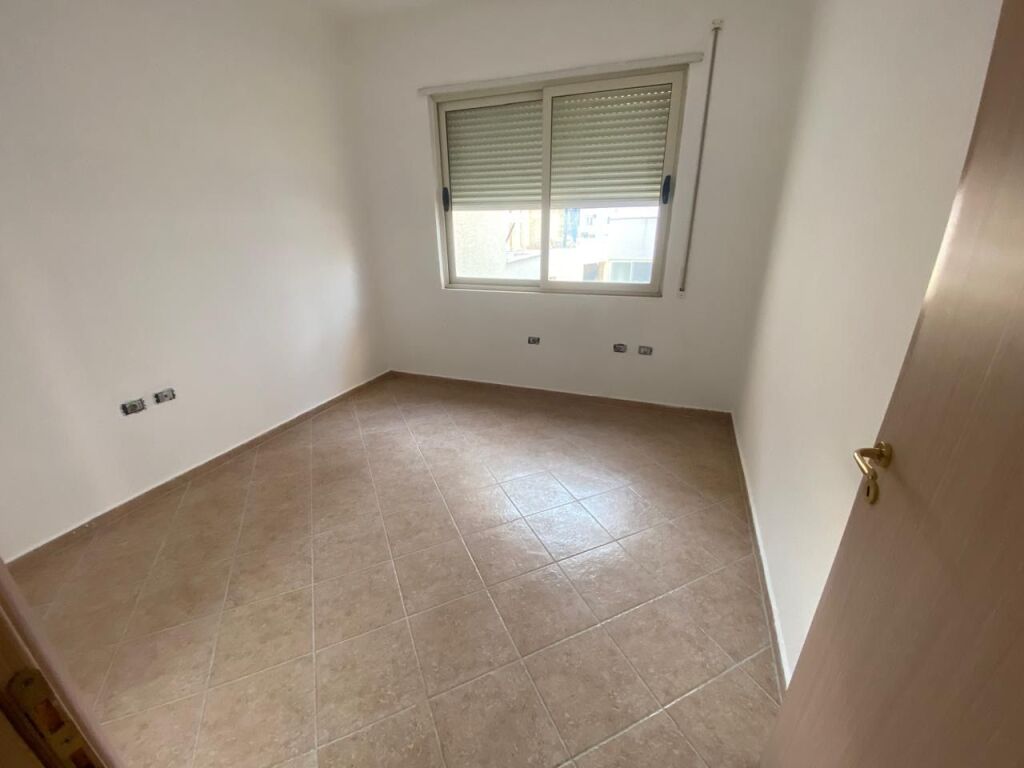 2+1, at hotel Radison Liq i Thate, 225 thousand euros