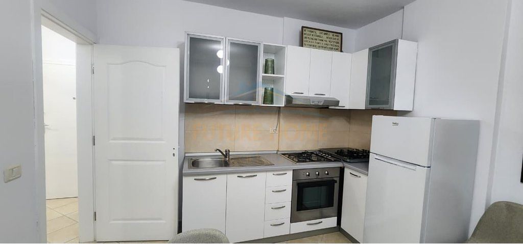 Jap  apartament 1+1 per qera tek Ish Ekzpozita