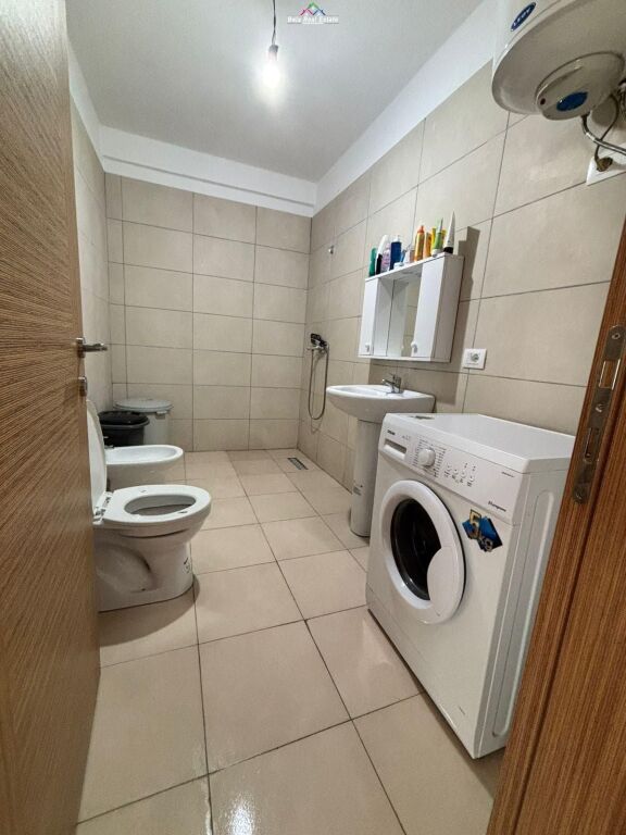 Apartament Me Qera 3+1 Tek 5 Maji (ID B230211) Tirane