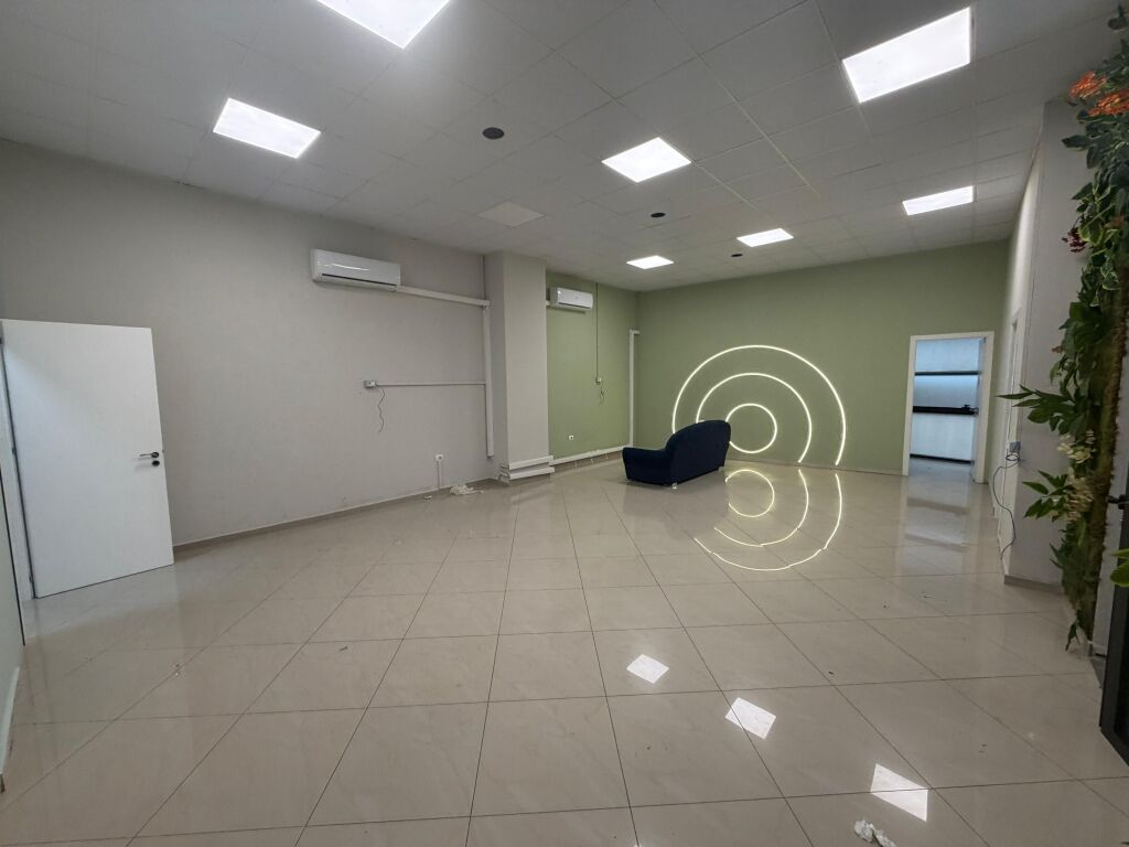 📣 OFFICE Space FOR RENT 📍 Opposite American Hospital 3, with a view of the main street ✨