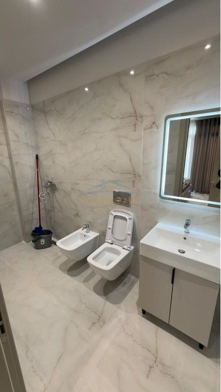 Qera, Apartament 2+ 1+ 2 + Post Parkimi , Jordan Misja , Tirane .