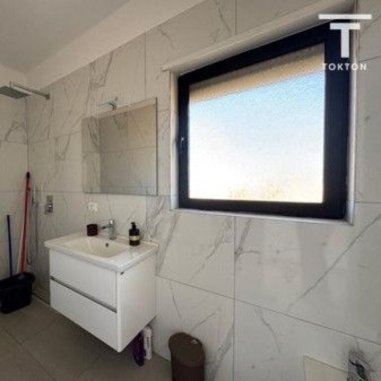 SHITET, APARTAMENT 3+1+2, RRUGA E DIBRËS, TIRANË