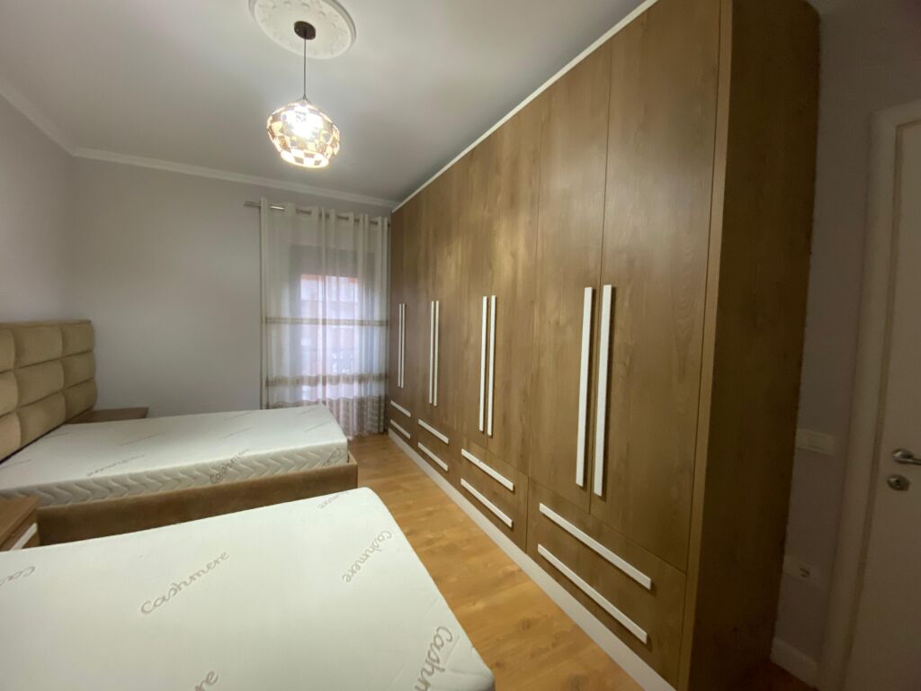 APARTAMENT 3+1 PER QERA TEK GREEN CITY