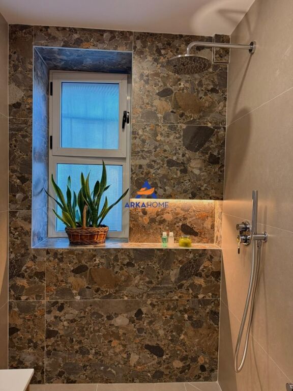 FOR RENT APARTMENT 1+1 "IRFAN TOMINI STREET, NEW TIRANA" 600 EURO