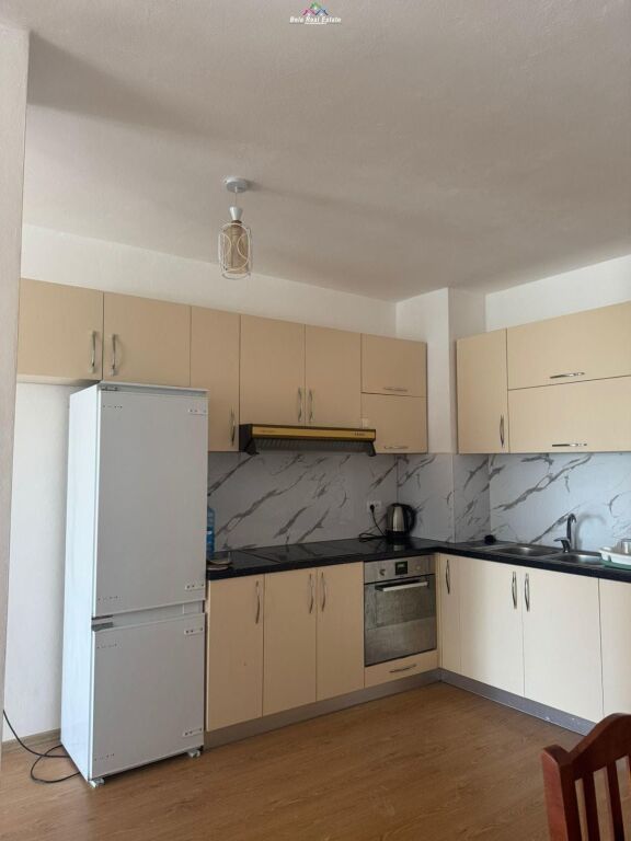 Apartament Me Qera 3+1 Tek 5 Maji (ID B230211) Tirane