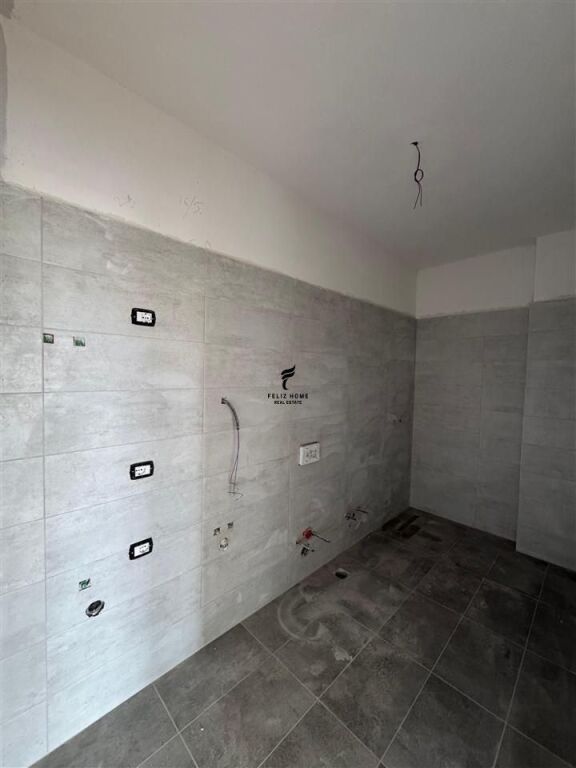 FOR SALE APARTMENT 2+1 FORMER AVIATION FIELD 180,000 EURO FH-76905